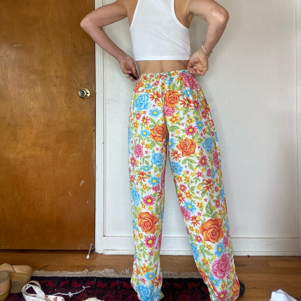 Big bud trousers, size small blossom print
